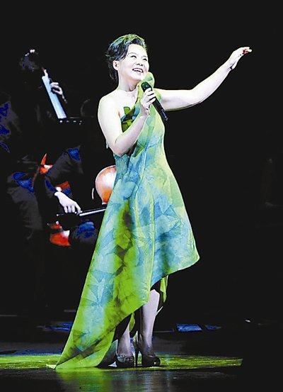 演唱了11首作品,全部是老锣创作音乐,即使是云南民歌《小河淌水》也是