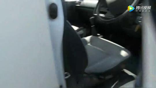 八千元买的丰田面包车,又能拉货还能跑滴滴,不亏欠还赚钱