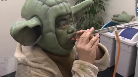 最搞笑的日本整蛊节目，女模特被人恶搞，看着她的表情我笑了一天
