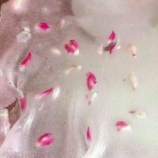 冰亦花瓣冰膜