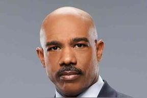 迈克尔&middot;比奇