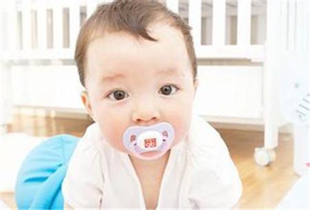 小孩子用安抚奶嘴好不好