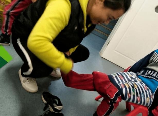 孩子容易尿裤子是怎么回事