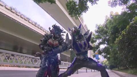 【铠甲勇士拿瓦】妮娜首战吃瘪