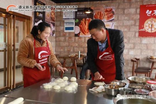 小吃创业去哪里学?适合一个人创业的项目有哪些?
