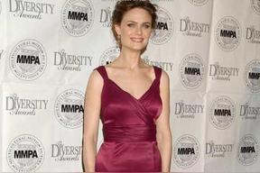 艾米丽·丹斯切尔