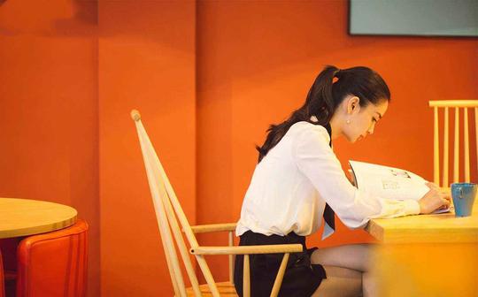 《创业时代》baby演技惹争议，疑似宋轶方买水军，一踩一捧？