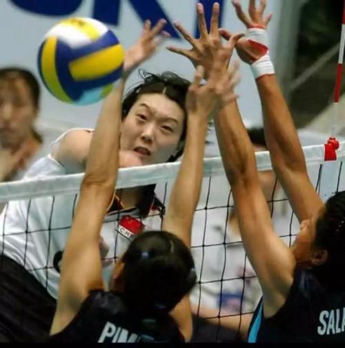 前中国女排队员,国际体育健将楚金玲在大连百佳妇产医院荣升宝妈