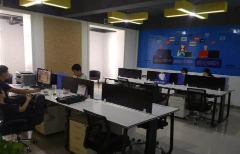 多人大面积办公室创业园开创公司可实地考察