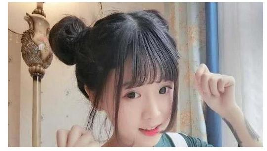 抖音快手萝莉盘点，看到裴佳欣后，就知道蔡萝莉杨清柠彻底凉了!