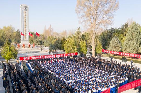 临泽县举行"缅怀革命先烈,激发爱国热情,凝聚奋斗力量"主题教育活动