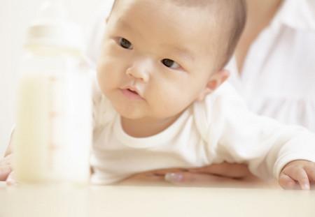 宝宝不吃奶瓶了是什么原因