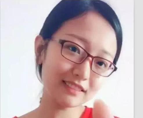 抖音西瓜妹卸妆,网友:可以,颜值很耐打