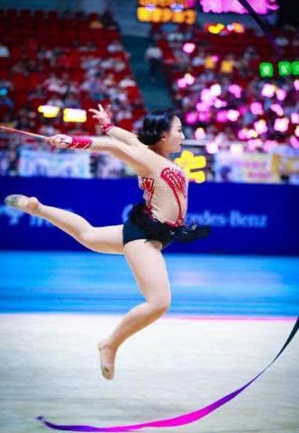 辣目洋子太"辣目"?肉腿也很美,花样体操颠覆你的想象!