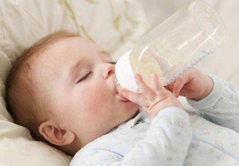 宝宝不爱喝水怎么办 周岁