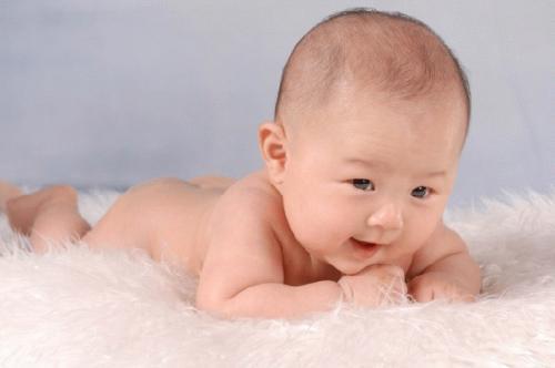 孩子咳嗽要怎么给他推拿