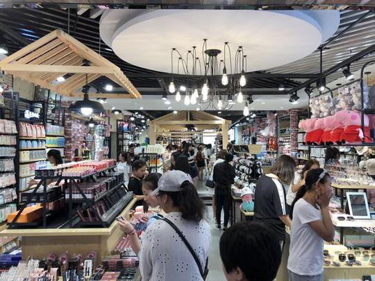 开10元百货店做创业加盟项目好不好?(图)_2