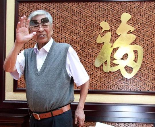 褚时健创业40年感悟无论做什么都要有敬畏心