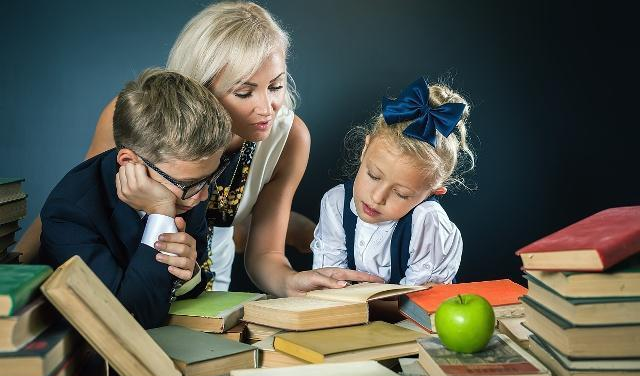 为什么小孩子不会玩