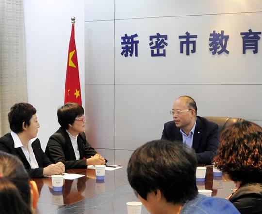 党组书记,局长卢长水介绍了新密市教育发展的基本情况,对学前教育的有