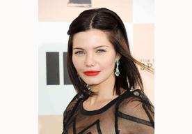 德尔菲娜·尚内亚克 