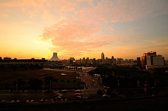 傍晚晚霞夜景_图片大全—全景创意图库（quanjing.com）中国领先的正版图片视频素材网站