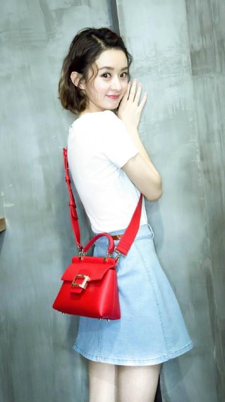 女星短发对比赵丽颖俏皮杨颖搞笑杨幂性感