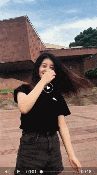 大波粉丝的心吧疯狂比心看抖音,没有音乐怎么行这个小姐姐在这里玩