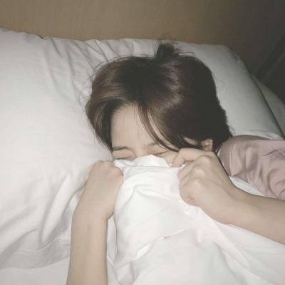 qq女生头像可爱森系闺蜜头像林奈奈-我喜欢你掏心掏肺的那种没你不行的那种