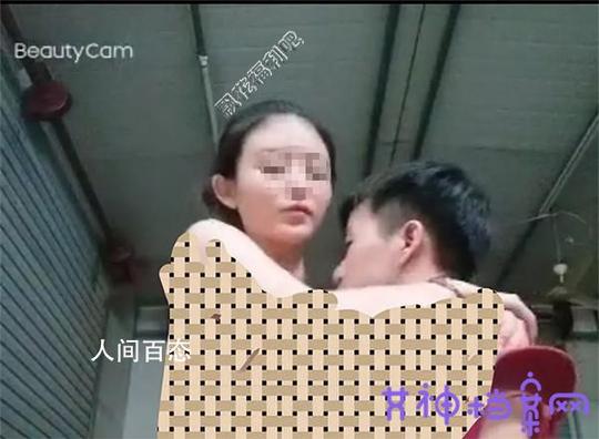 烧烤店老板娘和她的网红椅三部曲烧烤摊老板娘红色椅子抖音