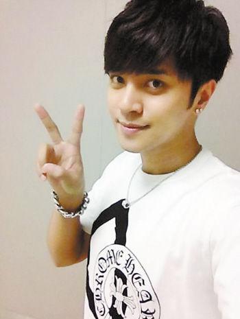 罗志祥电臀表情