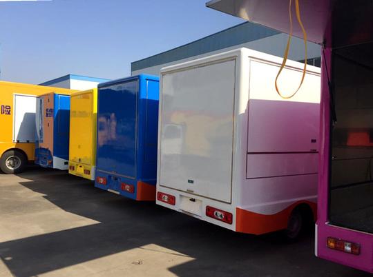 云南省临沧市冰激凌售货车√厂家地址在哪-冰激凌售货车
