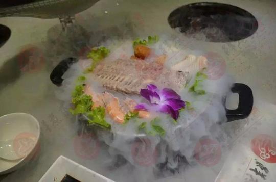 餐饮创业项目重庆卫视鲜煮艺冰火锅加盟电话加盟一个火锅店