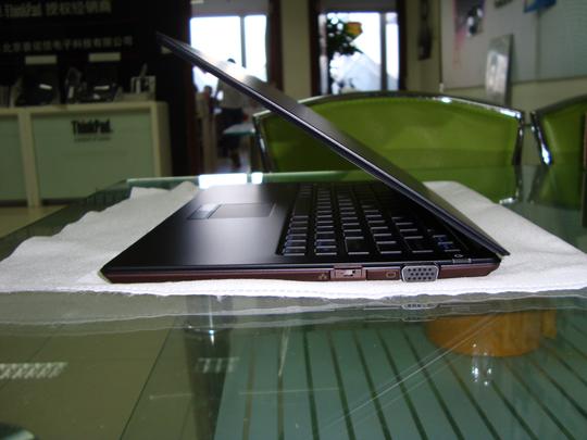 索尼x116kc/b上网本产品图片100素材-it168上网本图片
