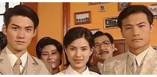 秦明出了电影版，剧情太尴尬，想看法医破案结果看大半场言情故事