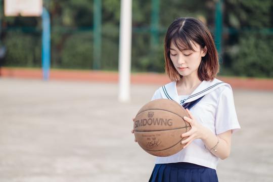 致青春的闺蜜