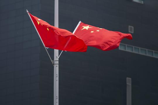 五星红旗迎风飘