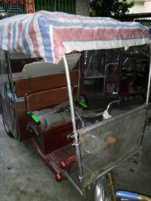 几成新拉客三轮车