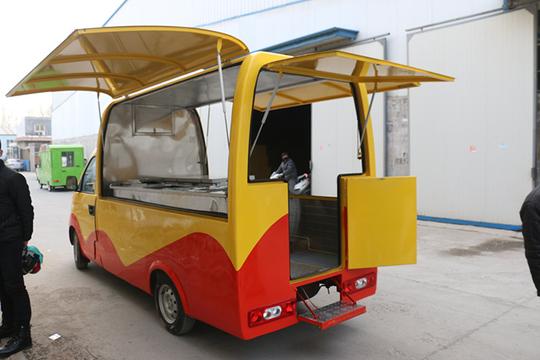 销售便利餐饮地摊烧烤房车创业流动快餐车麻辣烫烧烤专用车