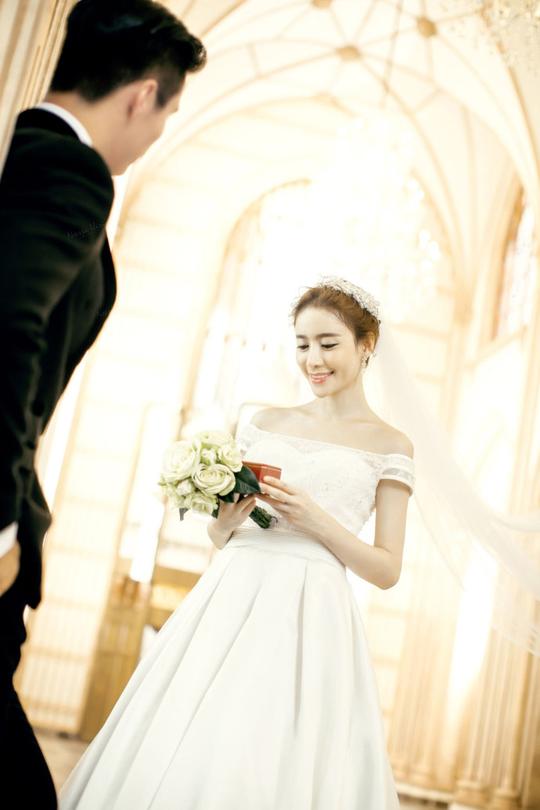 婚礼婚纱婚纱照结婚690_1035竖版竖屏