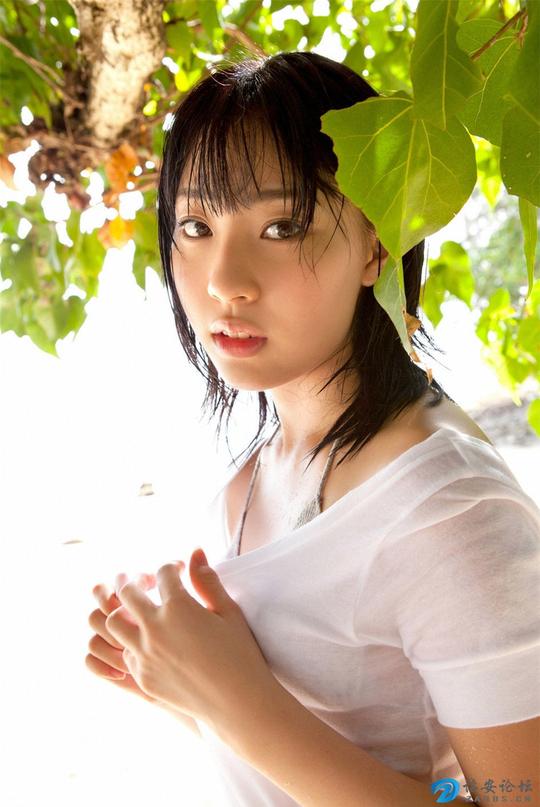 akb少女偶像藤江丽奈森林湿身写真***利剑t透视荏弱娇俏