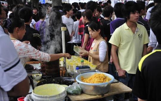 包子不赚钱有什么方法(早餐卖包子赚钱吗)