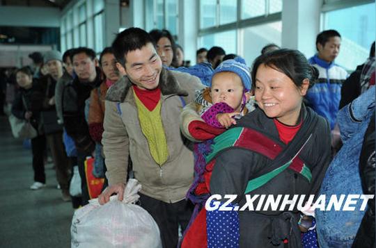向春天出发:贞丰县农民工乘上铁路部门创业快