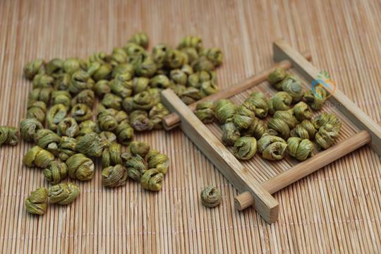 大学生创业云南野生铁皮石斛真货铁皮枫斗鲜条加工正品包邮50g