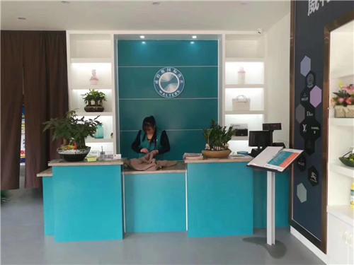 干洗店加盟多少钱轻松创业