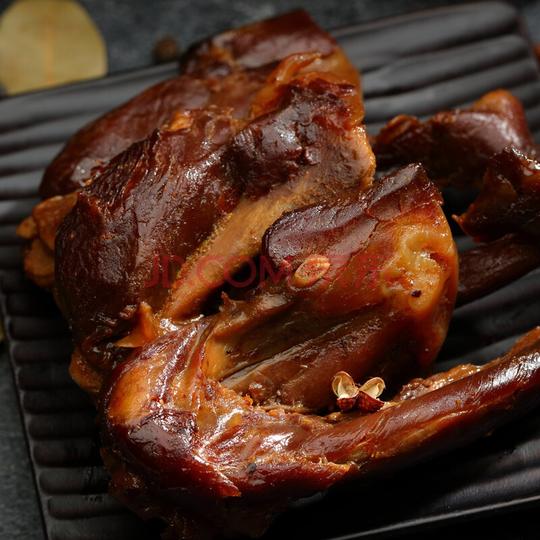 来伊份肉干肉脯休闲零食小吃鸭肉熟食真空独立包装甜辣鸭锁骨