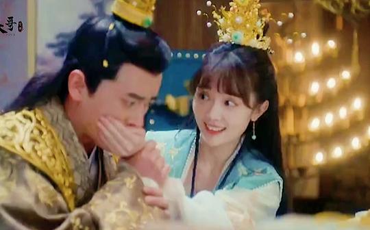 【电视剧剪辑】皇帝天天加班熬夜，皇后精心为他准备了美食，太暖心了