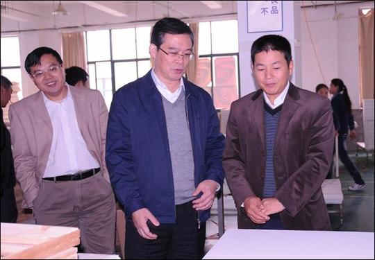 宋伟强调,大榭的成功开发是改革开放根本方针,创业创新重大战略的成功