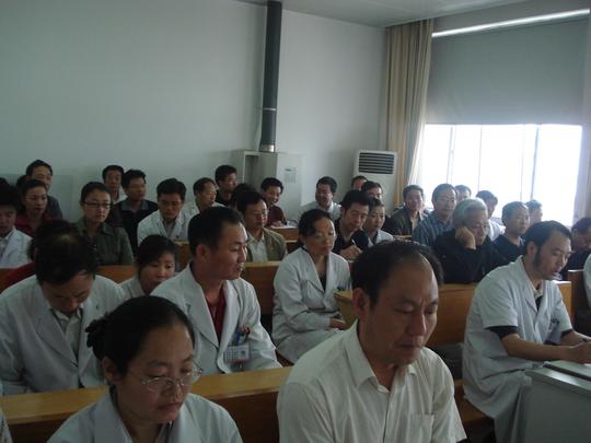 临沂市人民医院影像科成立了质量控制管理小组,专人负责科室的质量