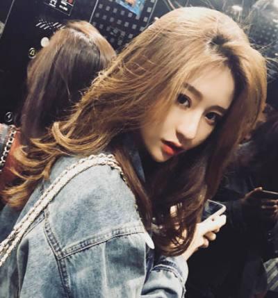 抖音温婉最新现状曝光附温婉夜店摸大腿视频揭秘温婉抖音吸粉百万